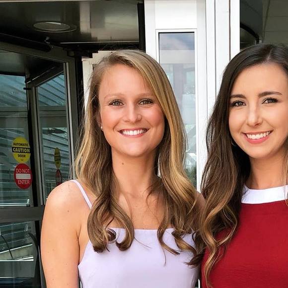 Meet your Posher, Kayla - Picture 1 of 1